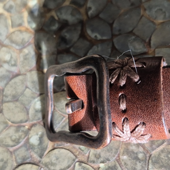 Dockers Brown Leather Belt with Floral Embroidered Design. Fits 38 to 42". - Picture 2 of 6